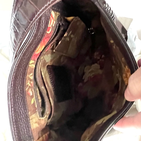 BRIGHTON BROWN LEATHER BUCKET BAG CROC EMBOSSED STRAP - Picture 4 of 6